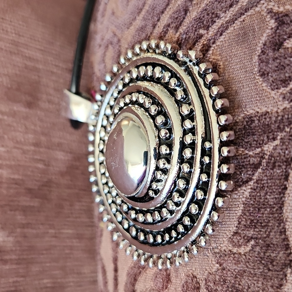 Traditional Beautiful Oxidized Silver Leather  Strap Necklace - Picture 10 of 13